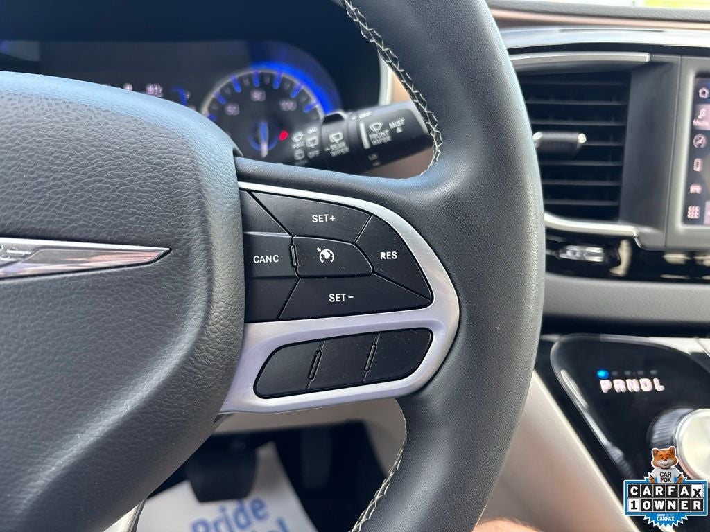 2024 Chrysler Voyager LX
