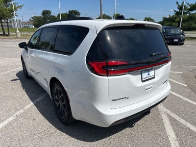 2025 Chrysler Pacifica PACIFICA LIMITED