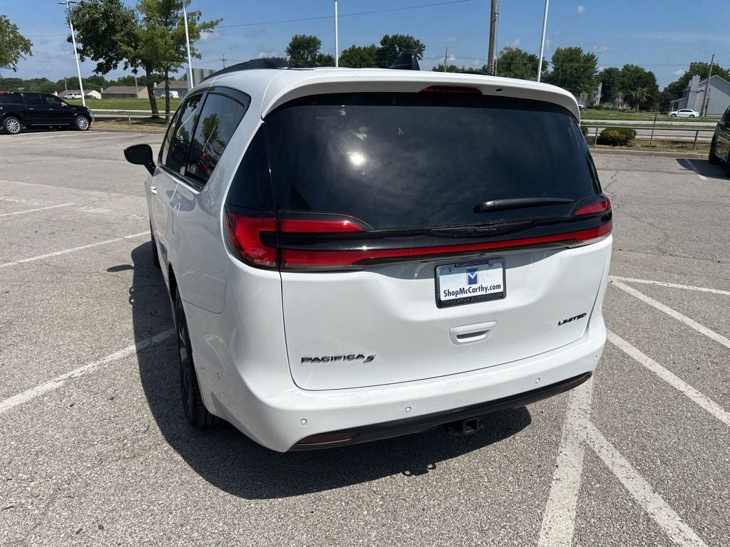 2025 Chrysler Pacifica Limited - Photo 22