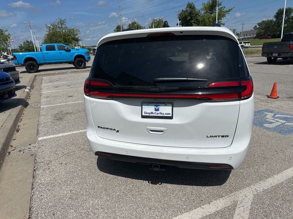 2025 Chrysler Pacifica Limited - Photo 24