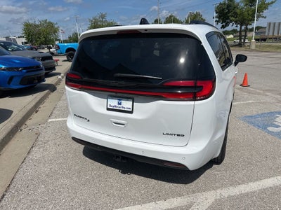 2025 Chrysler Pacifica PACIFICA LIMITED