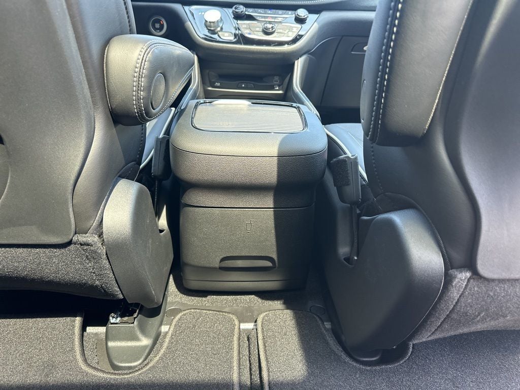 2025 Chrysler Pacifica PACIFICA LIMITED