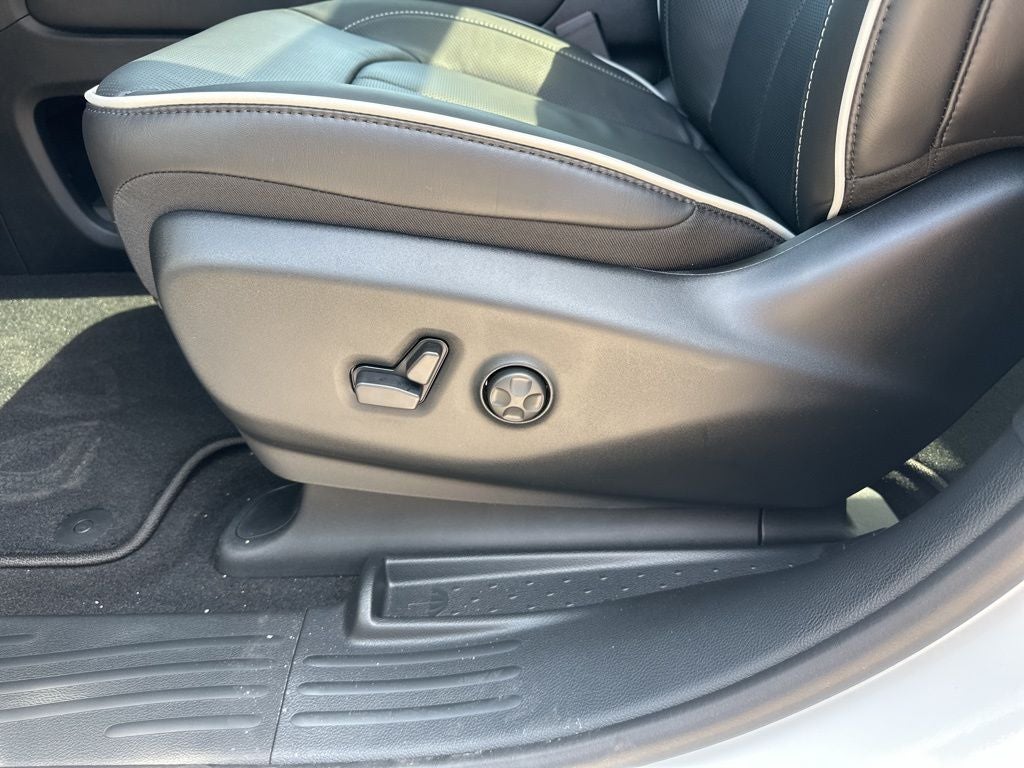 2025 Chrysler Pacifica Limited - Photo 62