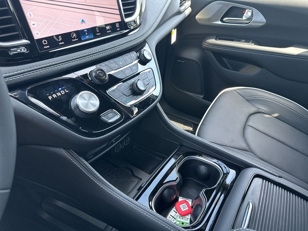 2025 Chrysler Pacifica Limited - Photo 71