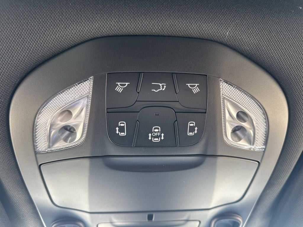 2025 Chrysler Pacifica Limited - Photo 72