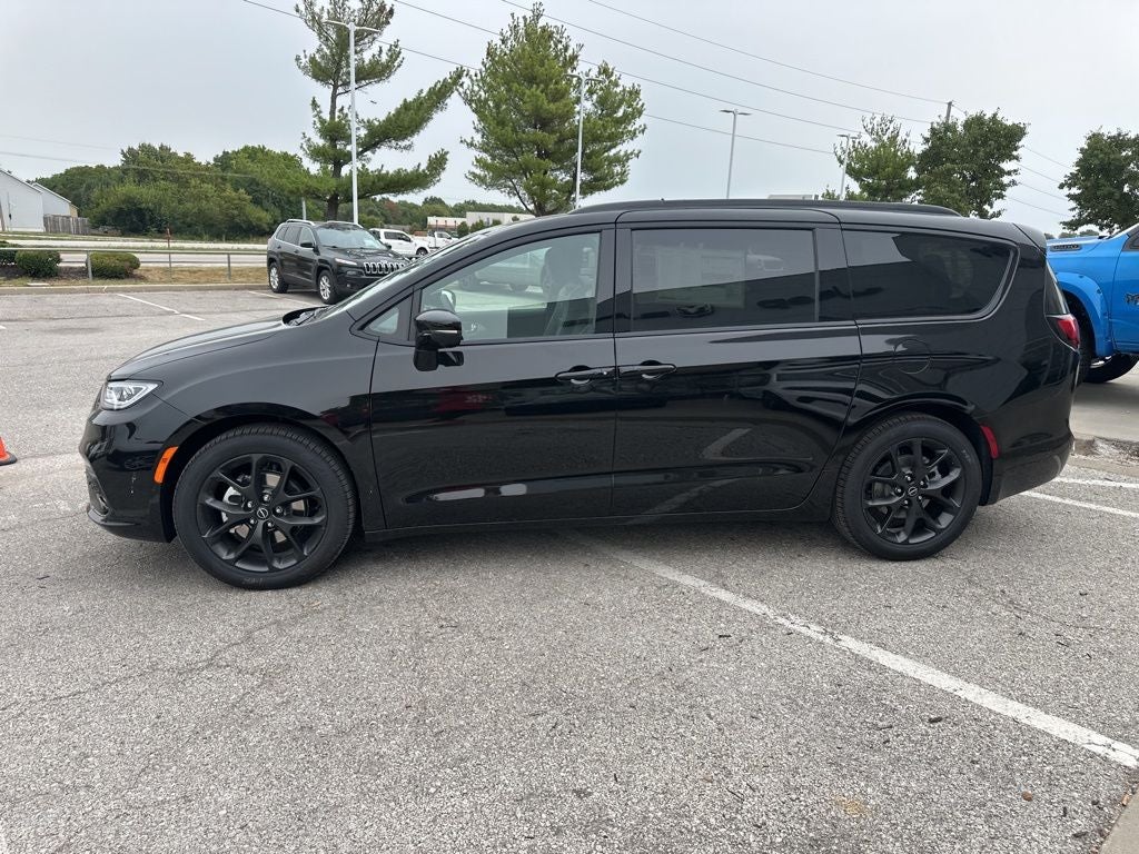 2026 Chrysler Pacifica PACIFICA LIMITED