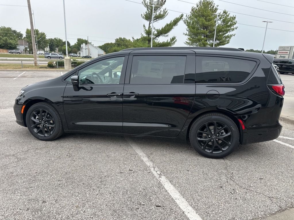 2026 Chrysler Pacifica PACIFICA LIMITED