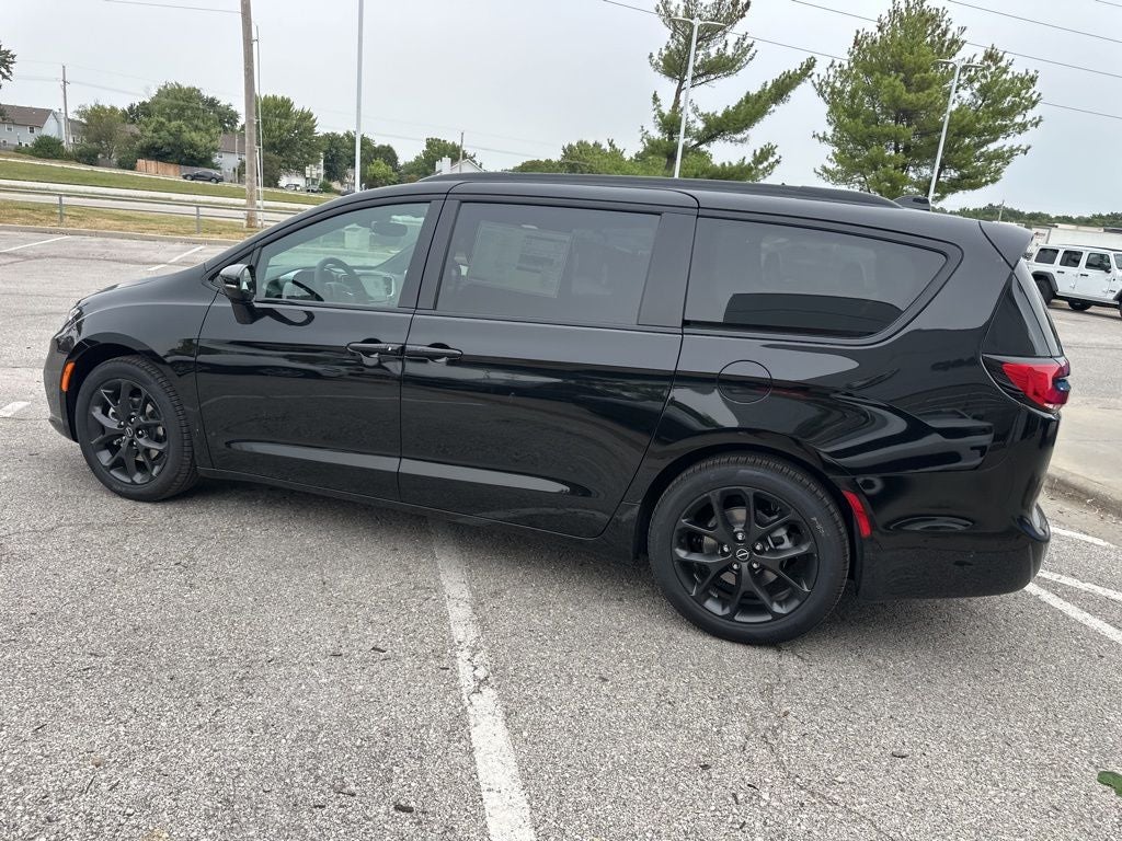 2026 Chrysler Pacifica PACIFICA LIMITED