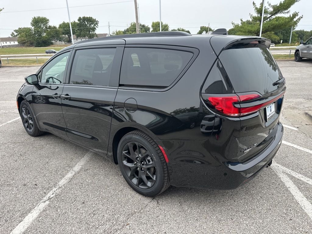 2026 Chrysler Pacifica PACIFICA LIMITED