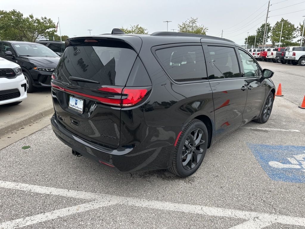 2026 Chrysler Pacifica PACIFICA LIMITED