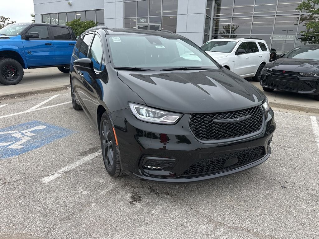 2026 Chrysler Pacifica PACIFICA LIMITED