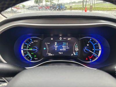 2023 Chrysler Pacifica Hybrid Touring L