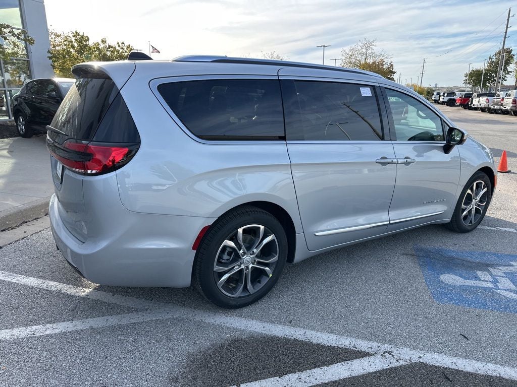 2026 Chrysler Pacifica PACIFICA PINNACLE