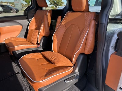 2026 Chrysler Pacifica PACIFICA PINNACLE
