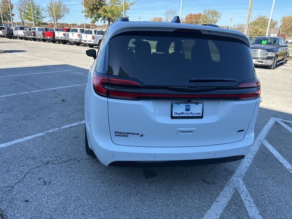 2026 Chrysler Pacifica PACIFICA SELECT AWD