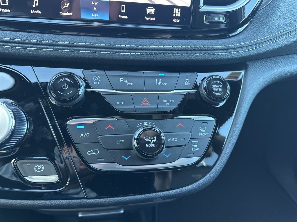 2026 Chrysler Pacifica PACIFICA SELECT AWD