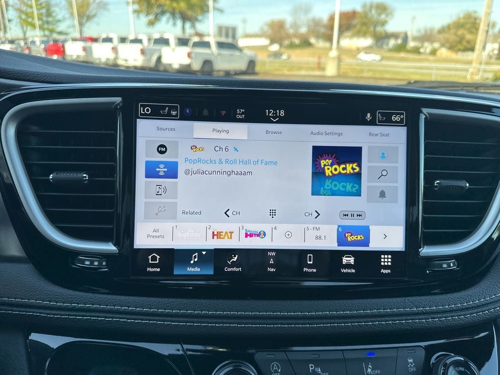 2026 Chrysler Pacifica PACIFICA SELECT AWD