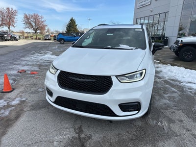2026 Chrysler Pacifica PACIFICA SELECT AWD