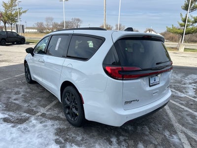 2026 Chrysler Pacifica PACIFICA SELECT AWD