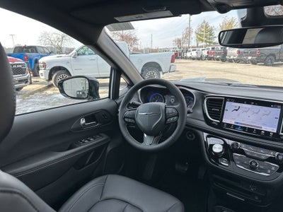 2026 Chrysler Pacifica PACIFICA SELECT AWD