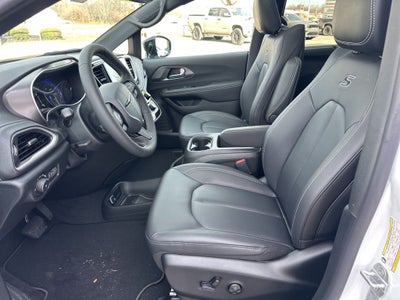 2026 Chrysler Pacifica PACIFICA SELECT AWD
