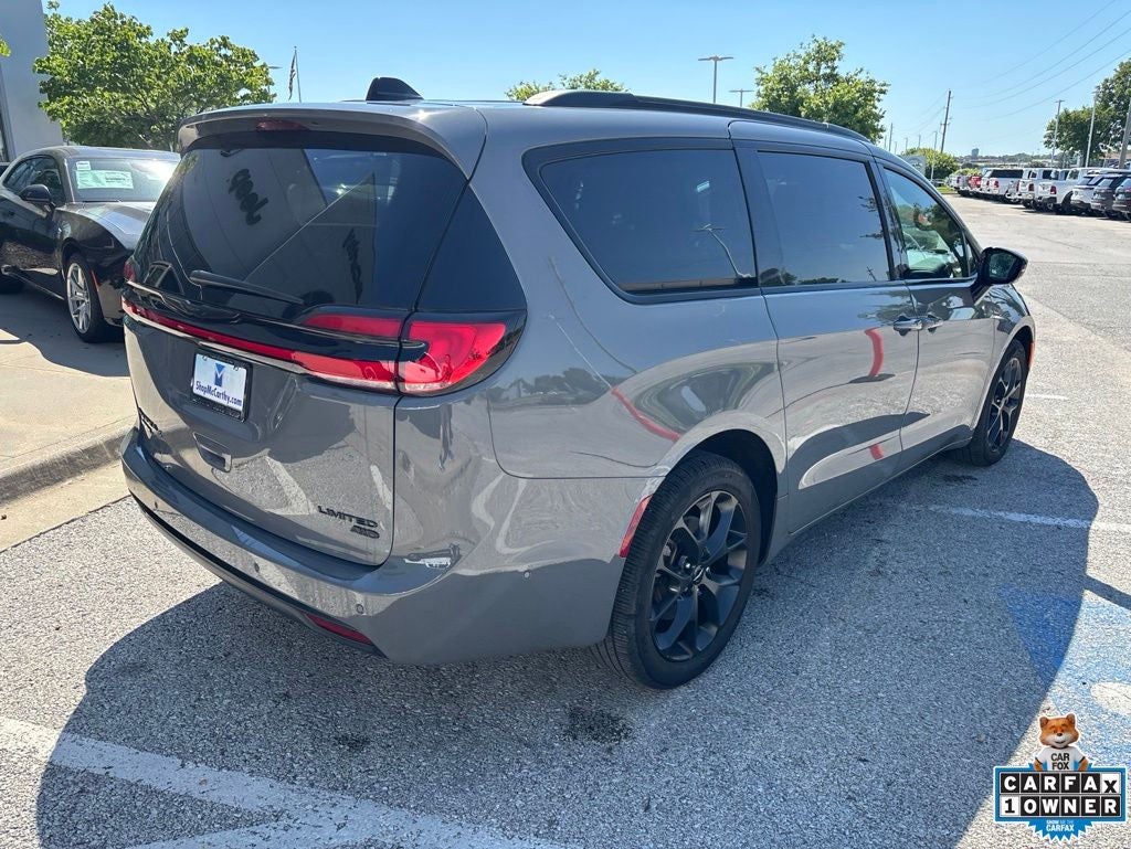 2025 Chrysler Pacifica Limited AWD