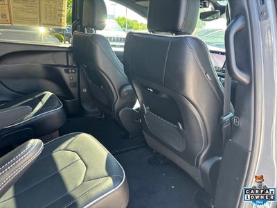 2025 Chrysler Pacifica Limited AWD