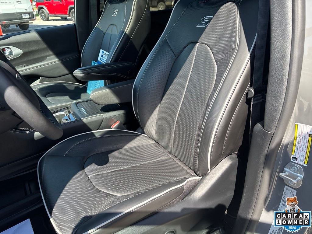 2025 Chrysler Pacifica Limited AWD