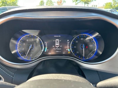 2025 Chrysler Pacifica Limited AWD