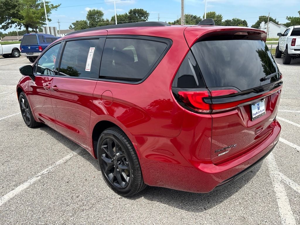 2027 Chrysler Pacifica PACIFICA LIMITED AWD