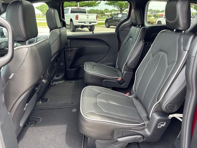 2027 Chrysler Pacifica PACIFICA LIMITED AWD