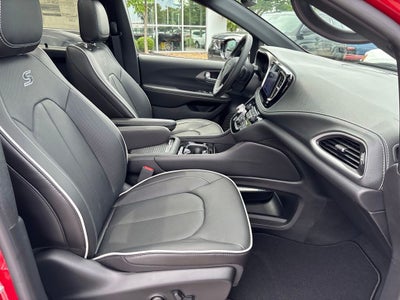 2027 Chrysler Pacifica PACIFICA LIMITED AWD
