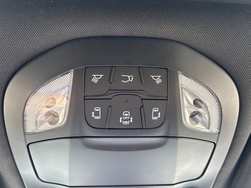 2027 Chrysler Pacifica PACIFICA LIMITED AWD
