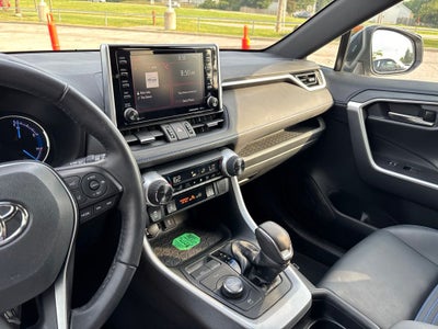 2020 Toyota RAV4 Hybrid XSE