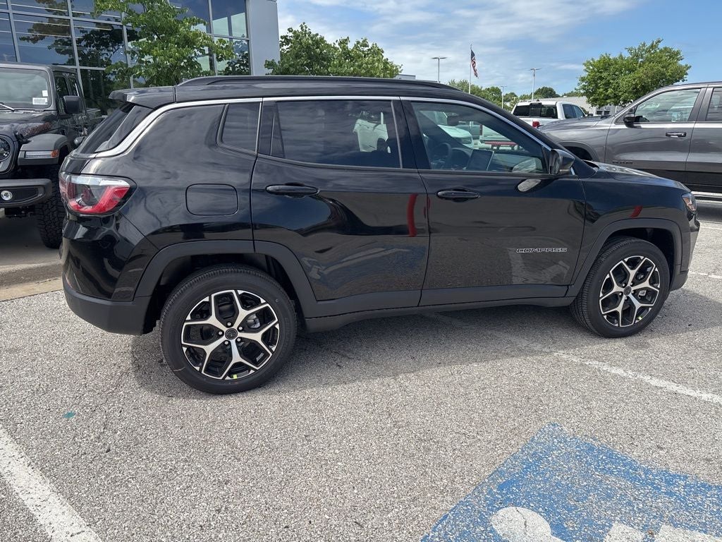 2026 Jeep Compass COMPASS LIMITED 4X4