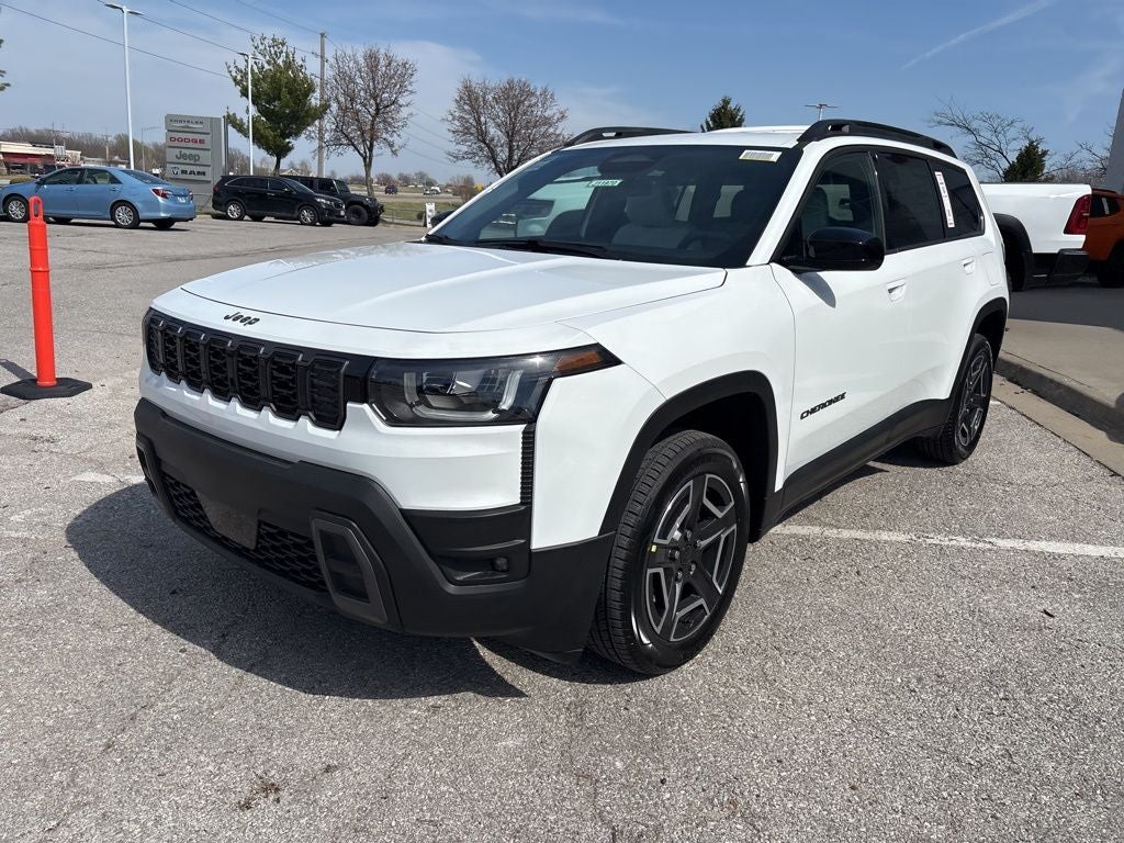 2026 Jeep Cherokee CHEROKEE LAREDO 4X4