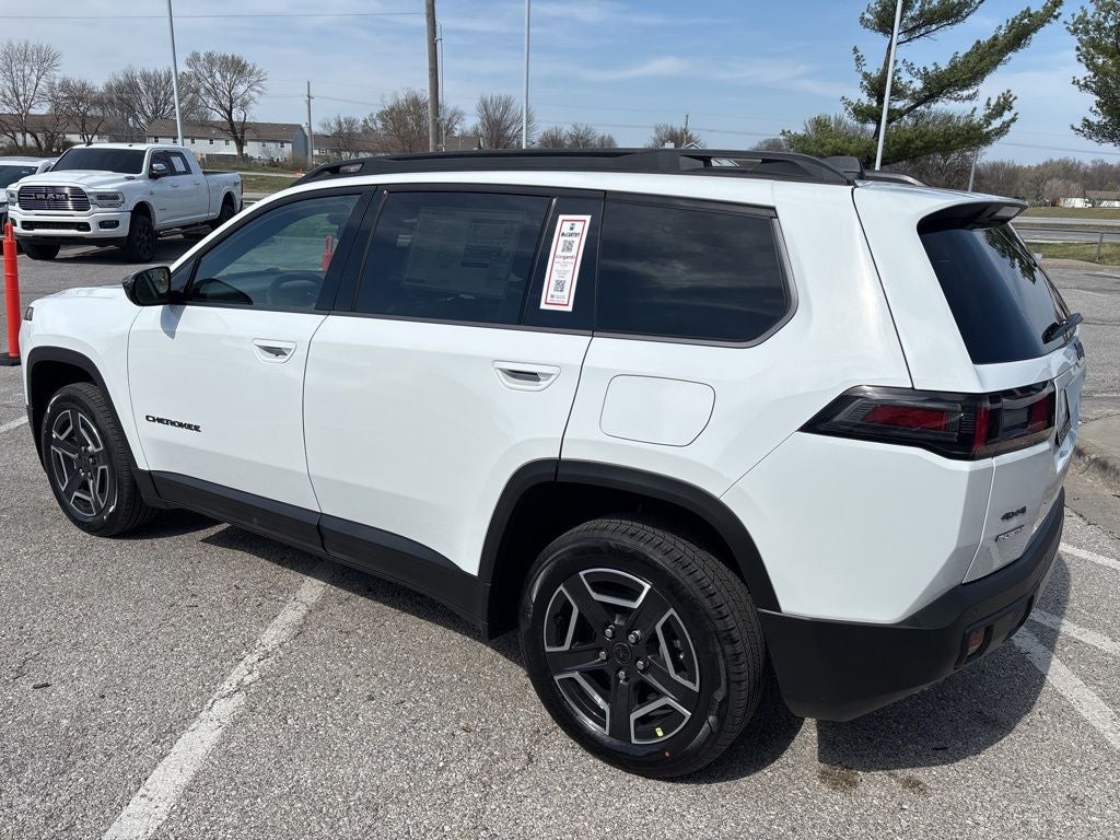2026 Jeep Cherokee CHEROKEE LAREDO 4X4