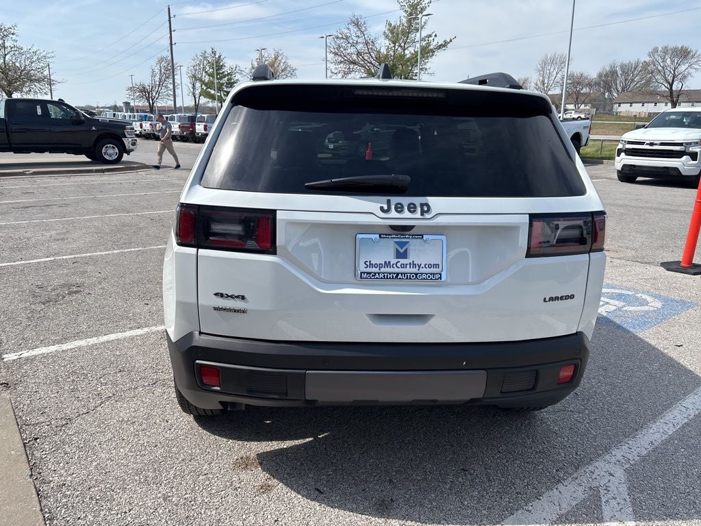 2026 Jeep Cherokee CHEROKEE LAREDO 4X4