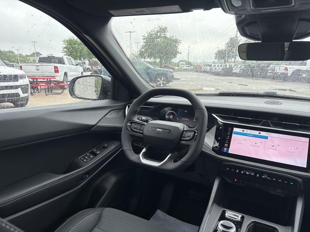 2026 Jeep Cherokee CHEROKEE LAREDO 4X4
