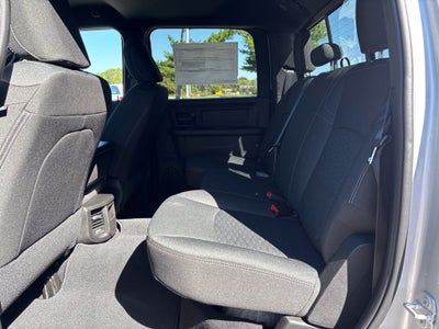 2027 RAM Ram 3500 RAM 3500 TRADESMAN CREW CAB 4X4 6'4' BOX