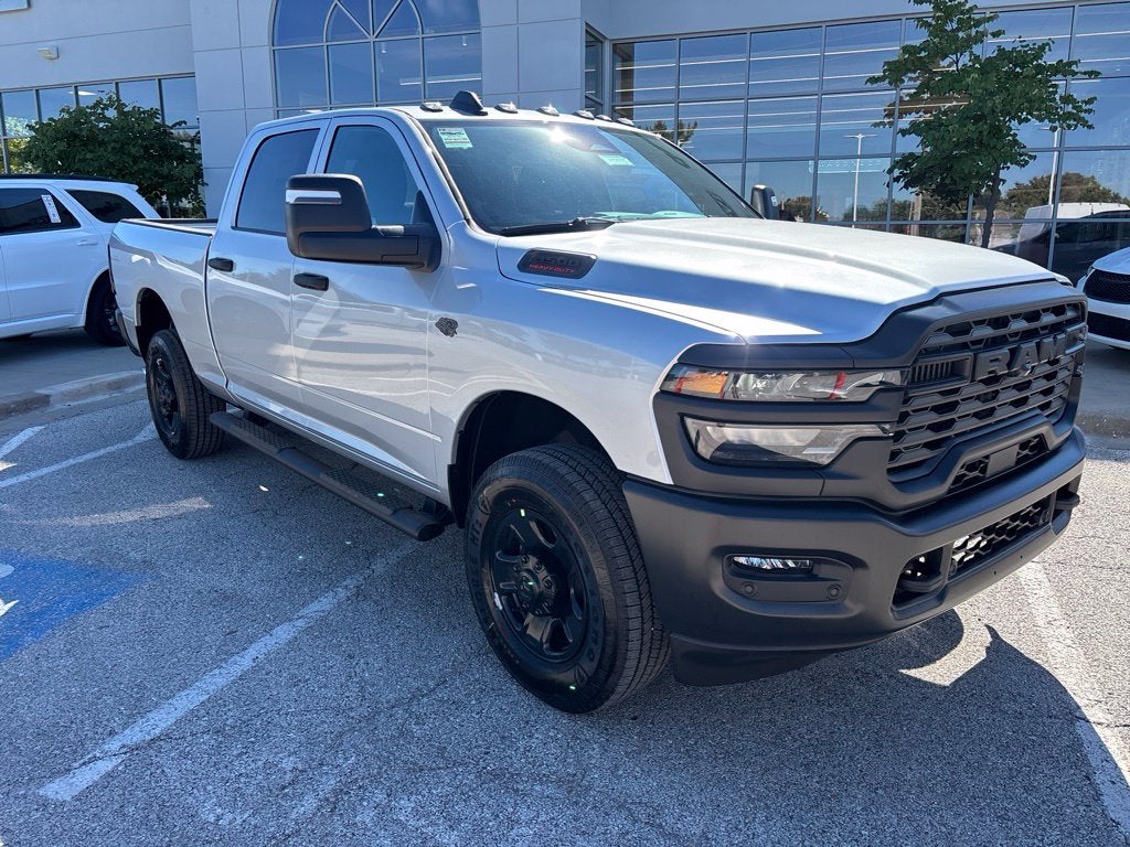 2027 RAM Ram 3500 RAM 3500 TRADESMAN CREW CAB 4X4 6'4' BOX