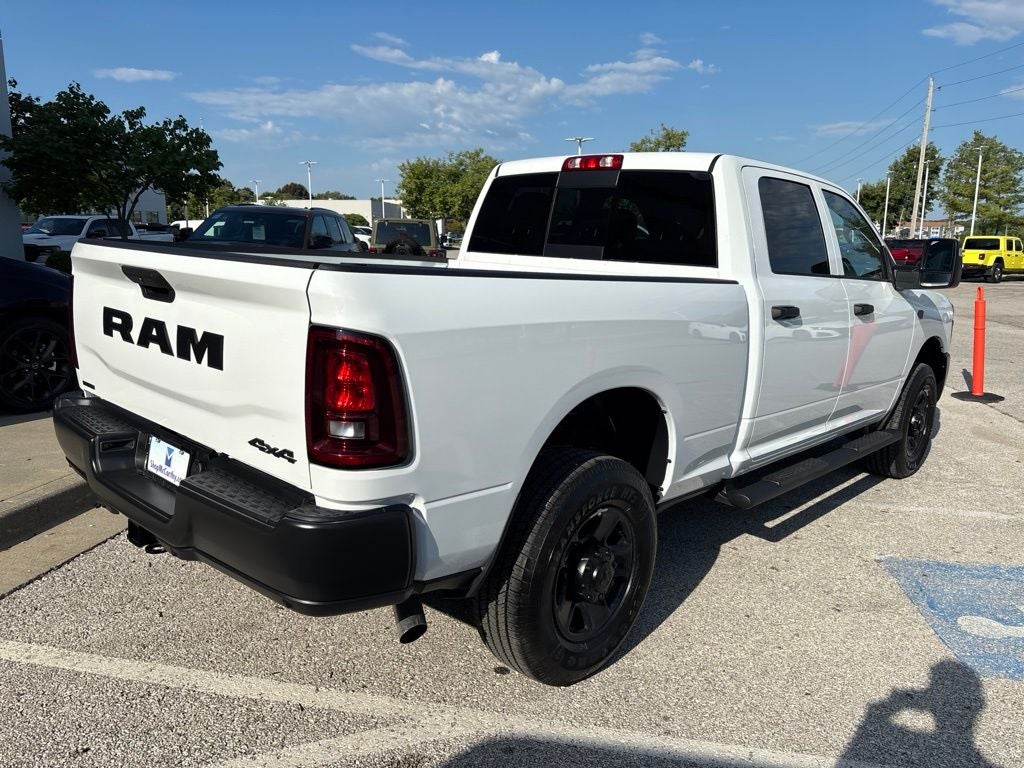 2027 RAM Ram 3500 RAM 3500 TRADESMAN CREW CAB 4X4 6'4' BOX