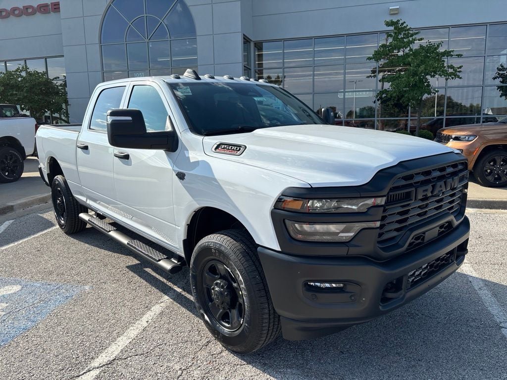 2027 RAM Ram 3500 RAM 3500 TRADESMAN CREW CAB 4X4 6'4' BOX