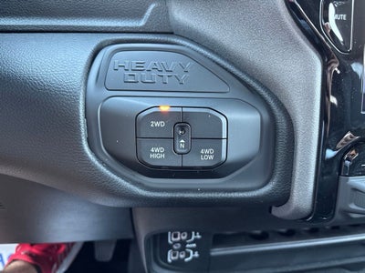 2027 RAM Ram 3500 RAM 3500 TRADESMAN CREW CAB 4X4 6'4' BOX