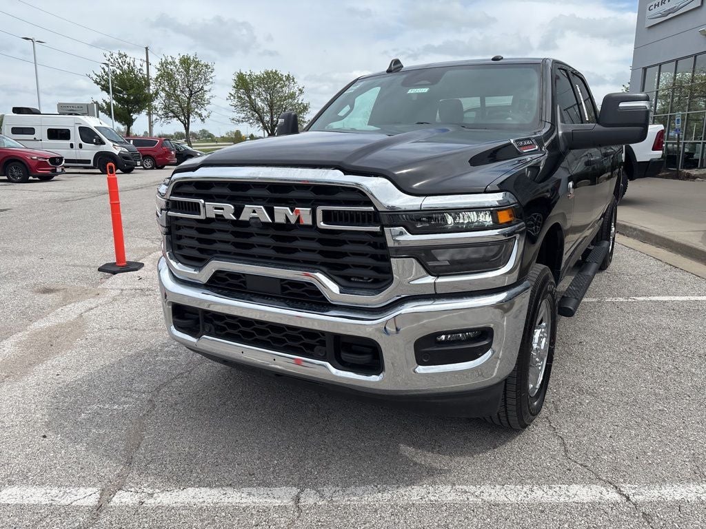 2026 RAM Ram 3500 RAM 3500 TRADESMAN CREW CAB 4X4 6'4' BOX