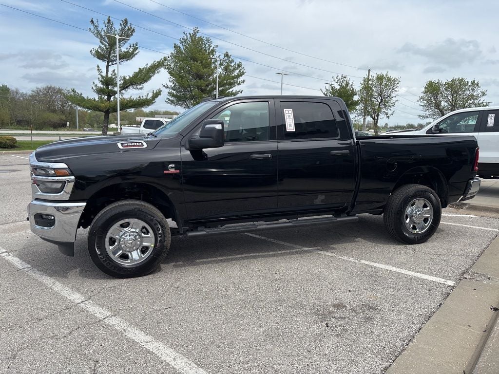 2026 RAM Ram 3500 RAM 3500 TRADESMAN CREW CAB 4X4 6'4' BOX