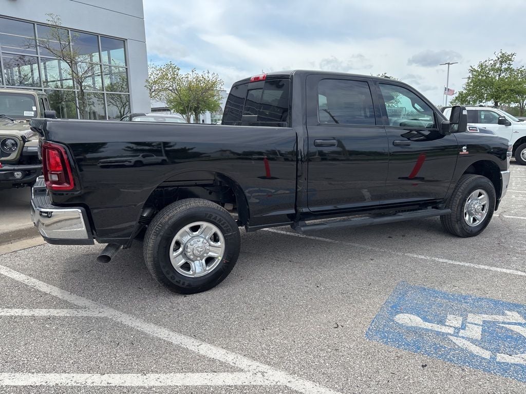 2026 RAM Ram 3500 RAM 3500 TRADESMAN CREW CAB 4X4 6'4' BOX