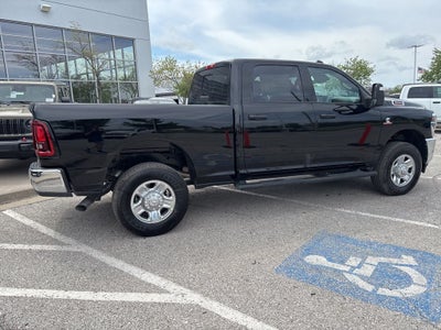 2026 RAM Ram 3500 RAM 3500 TRADESMAN CREW CAB 4X4 6'4' BOX