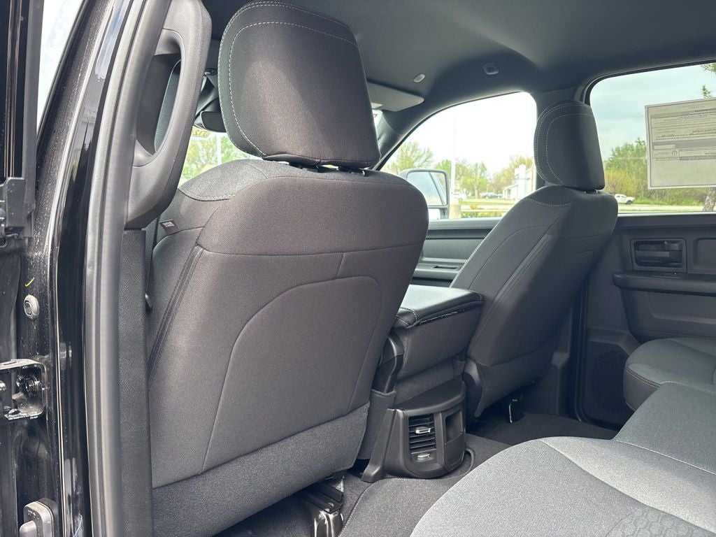 2026 RAM Ram 3500 RAM 3500 TRADESMAN CREW CAB 4X4 6'4' BOX