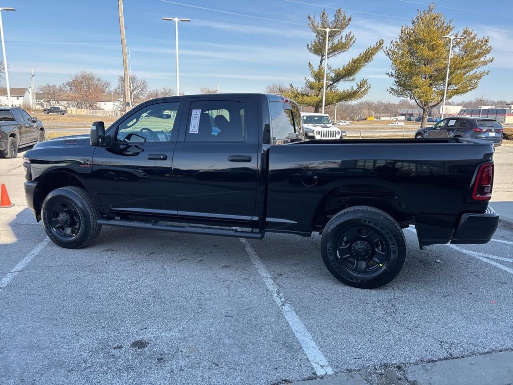 2026 RAM Ram 3500 RAM 3500 TRADESMAN CREW CAB 4X4 6'4' BOX